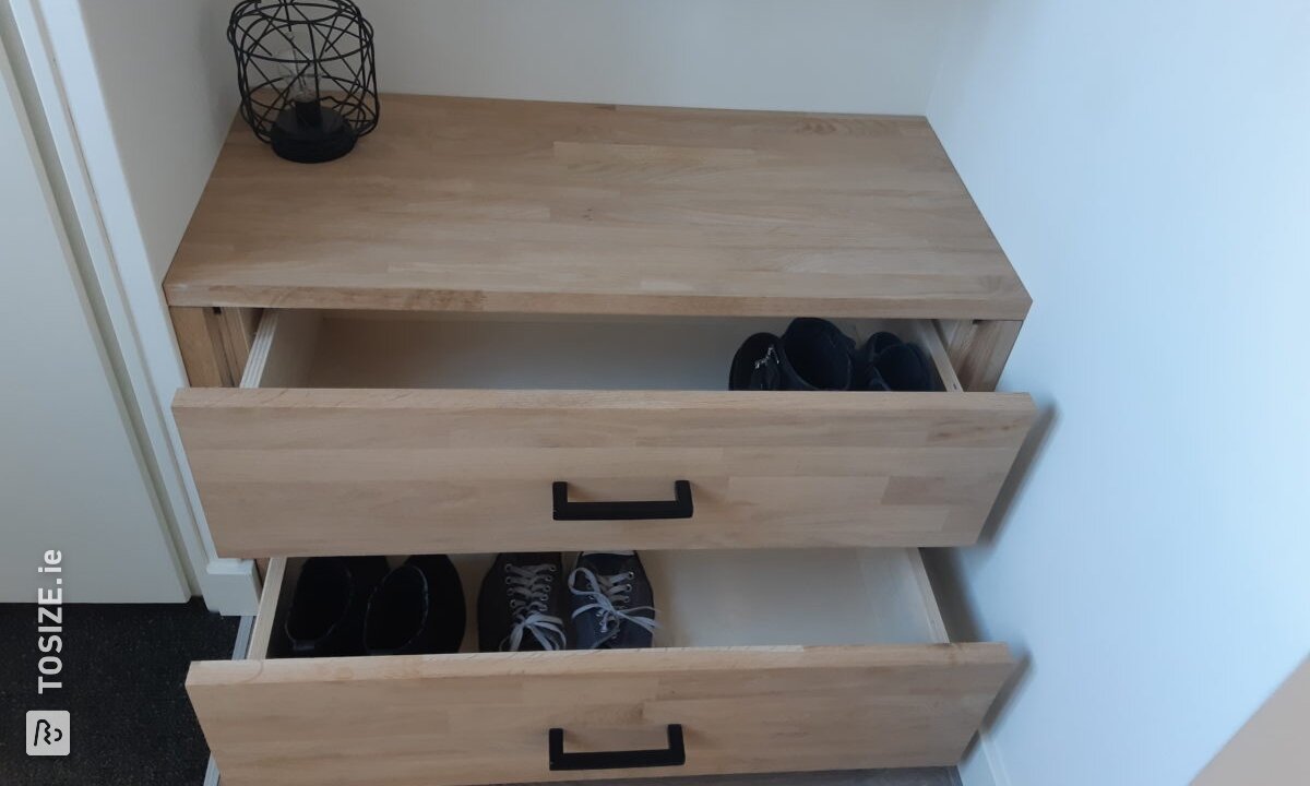Shoe chest with coat rack