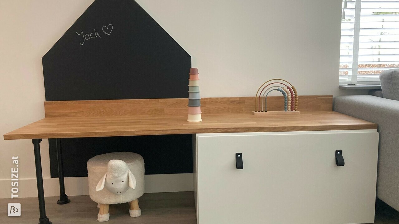 Spielecke Ikea Smastad Hack mit Eiche, von Nikki