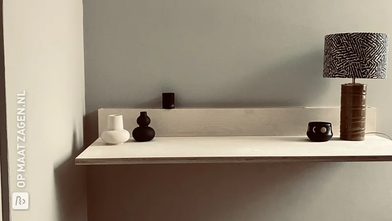 DIY Minimalist work spot / floating desk, by Pam