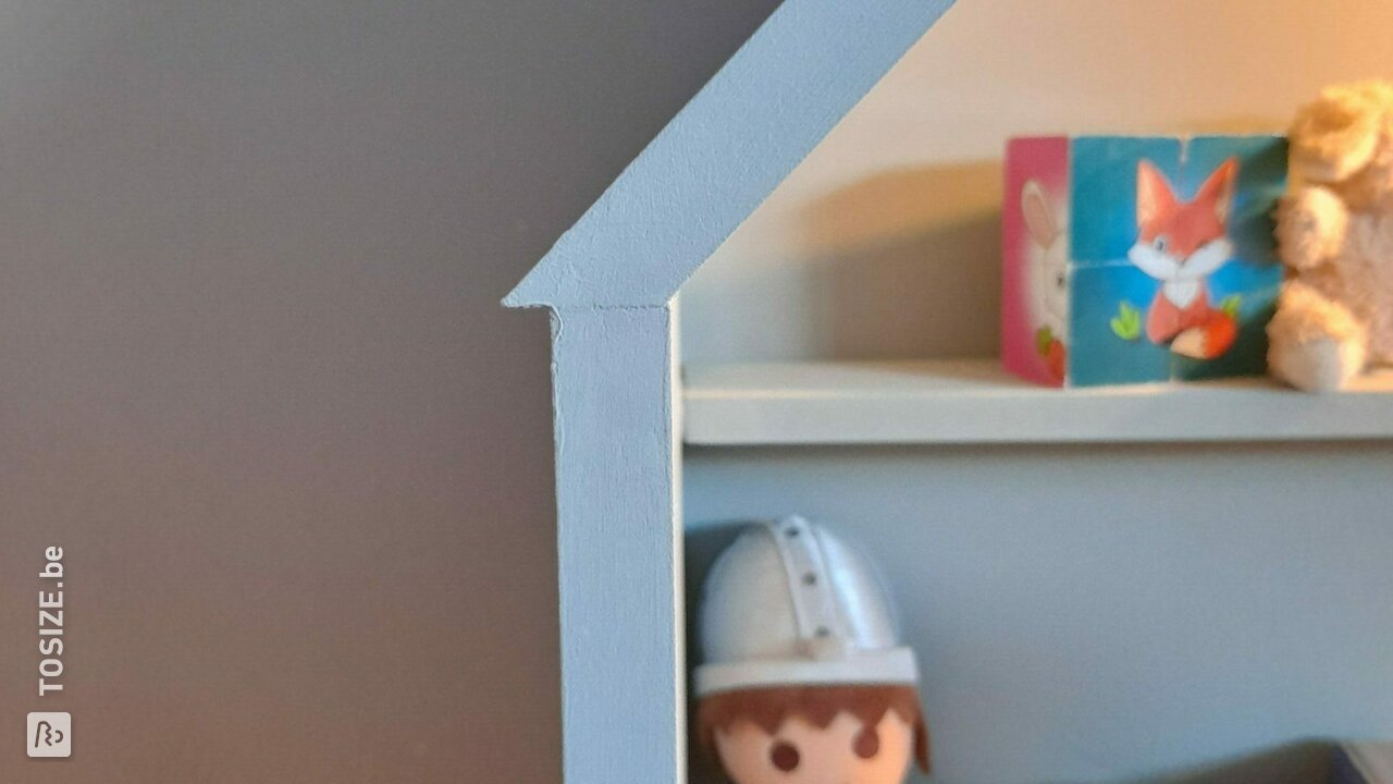 Speelhuisje/bureauhuisje op maat, door Jet