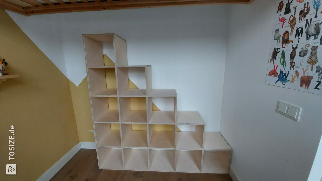 Treppe aus Birkensperrholz, von Wouter