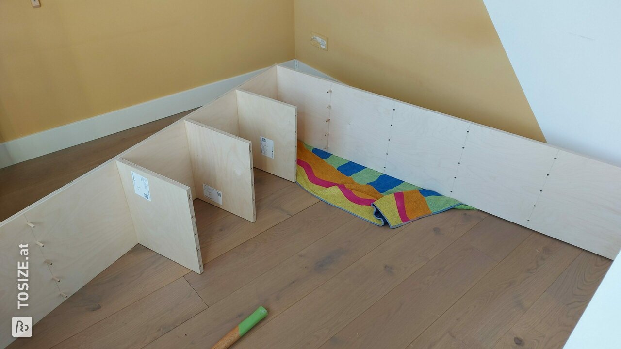 Treppe aus Birkensperrholz, von Wouter