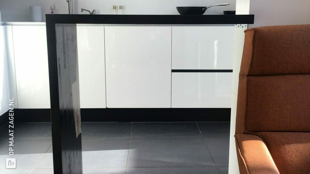Keukenbar van massief beuken op maat, door Franklin