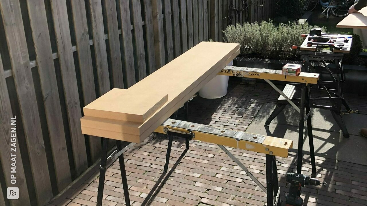 Zelfgemaakt Tv meubel van MDF, door Ramon