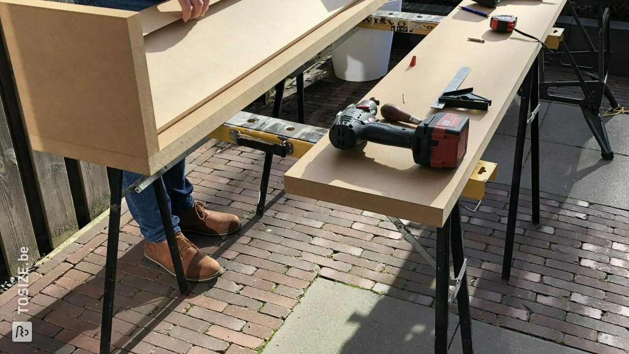 Zelfgemaakt Tv meubel van MDF, door Ramon