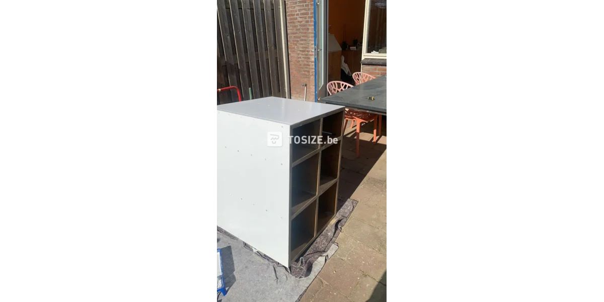 Kast in de schuur voor de vriezer van MDF TOSIZE.be