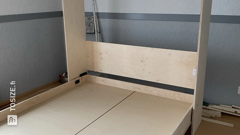 DIY: frame for double folding bed from Multiplex Birch, by Joost