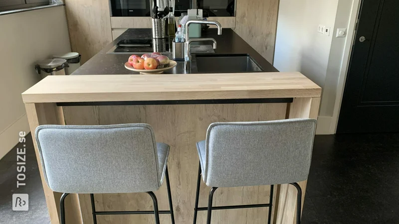 Solid oak bar at kitchen island, by Janet