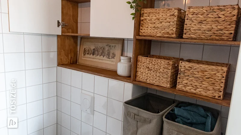Robust bathroom cabinet made of plywood poplar, by Martijn