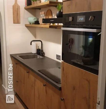 Kitchen shelves with rear wall