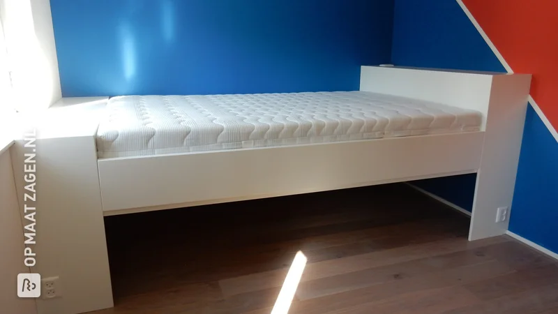 Custom-made double built-in bed MDF, by Martin