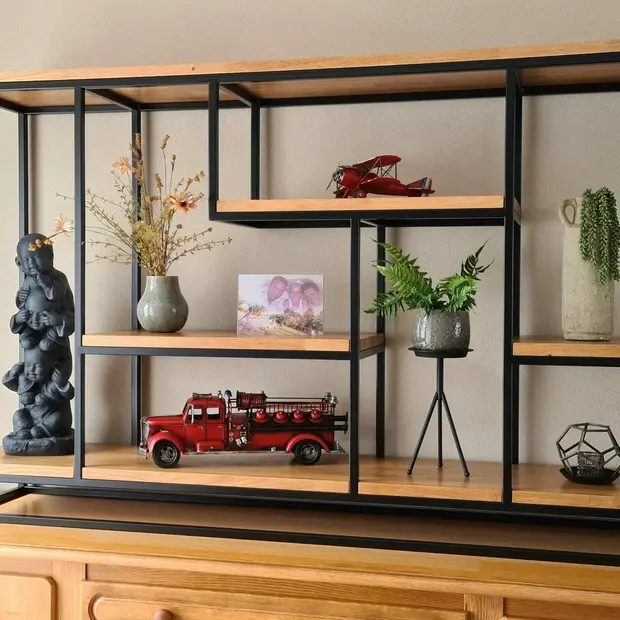 Shelf