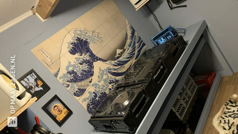 Super strakke DJ Booth van multiplex, door Stephan