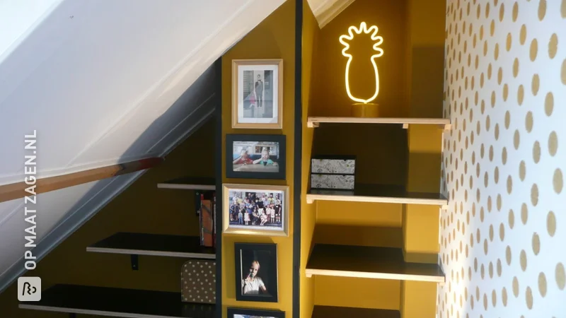 Make an attic cupboard with plywood planks, by Reinier