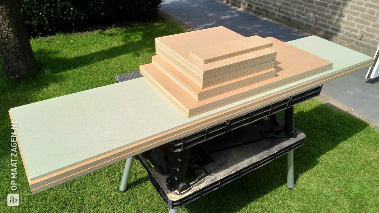 Strakke badkamermeubels van Vochtwerend MDF, door Peter