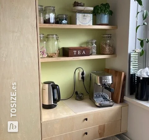 Barra de café, armario y puertas para armario de cocina IKEA Metod, de Jesse