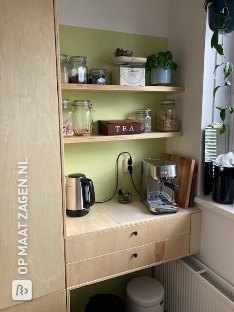 Koffiebar, ombouw en deuren voor IKEA METOD keukenkast, door Jesse