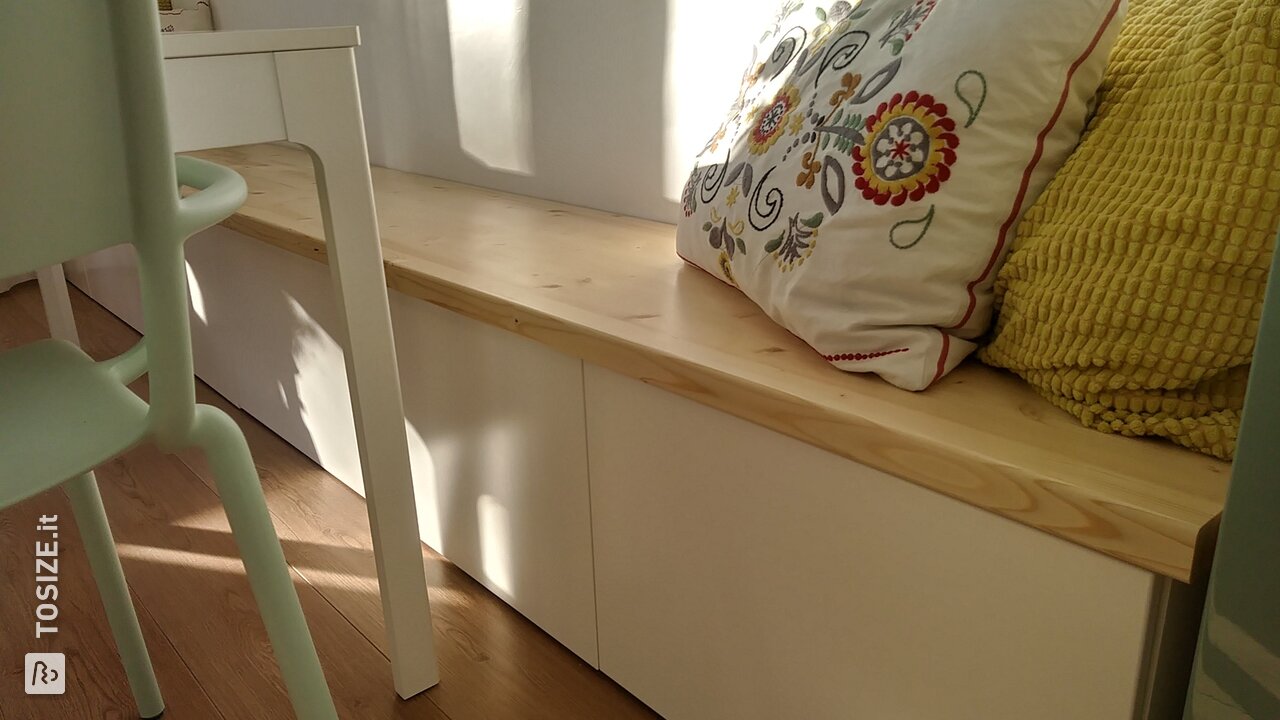 IKEA hack: un divano lungo facile da realizzare da soli