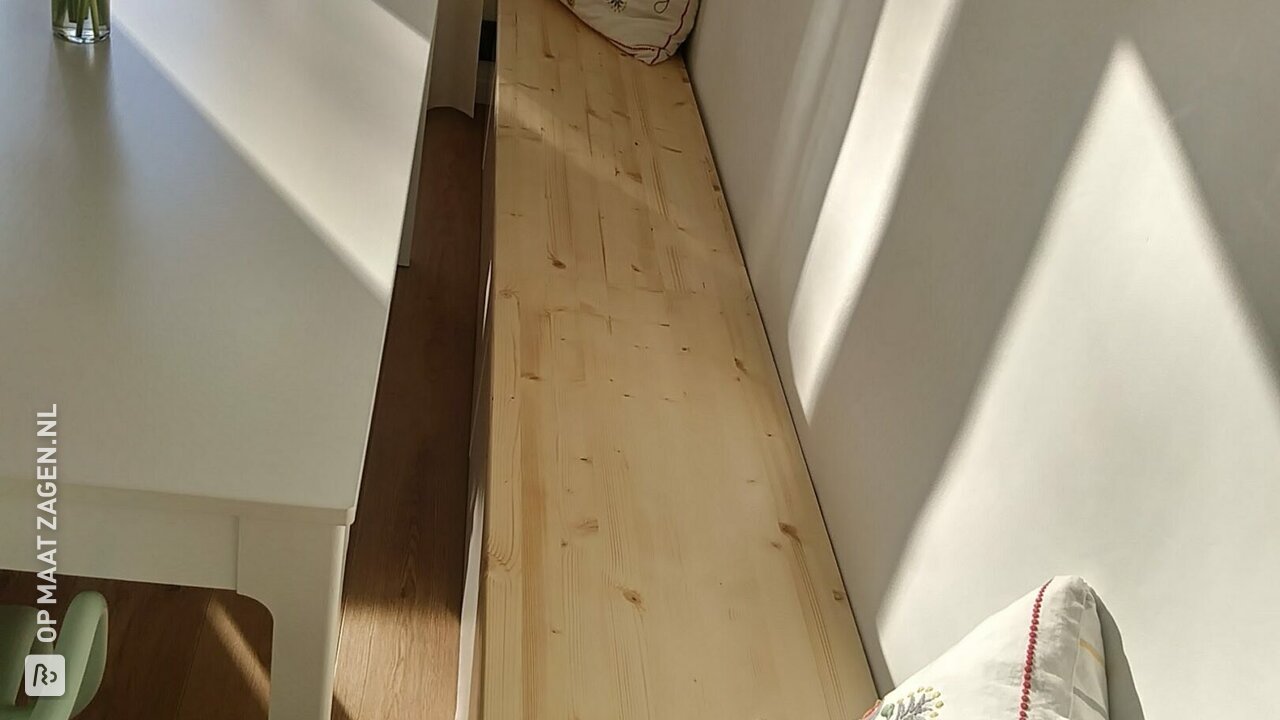 IKEA hack: Makkelijk zelf een lange zitbank maken
