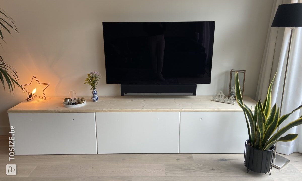 TV meubel, customized door Karien
