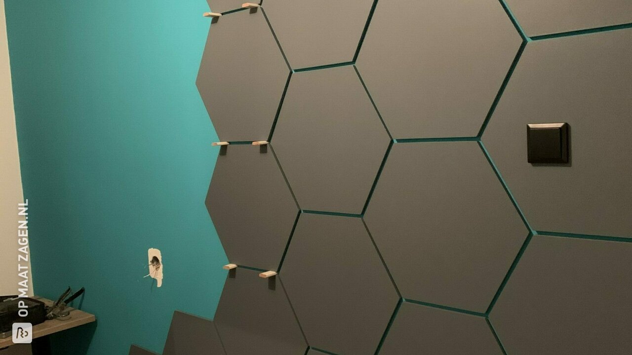 Muurdecoratie van MDF voor thuiskantoor, door Eelco