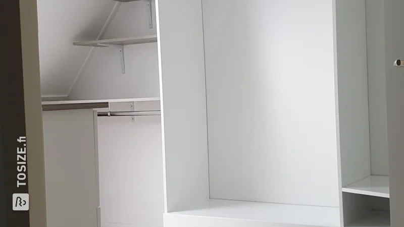 Want to make a walk-in closet from MDF Lakdrager? Do it yourself! By Matthijs