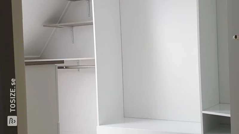 Want to make a walk-in closet from MDF Lakdrager? Do it yourself! By Matthijs