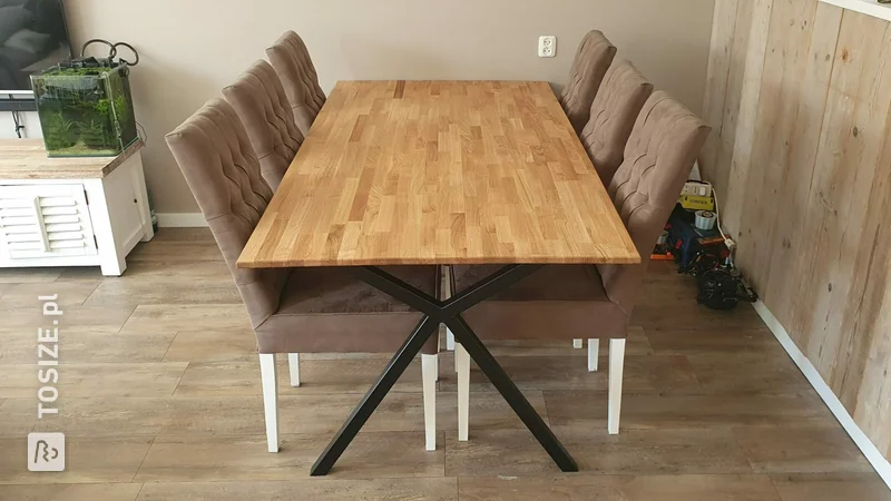 Oak dining table, by Jeffrey