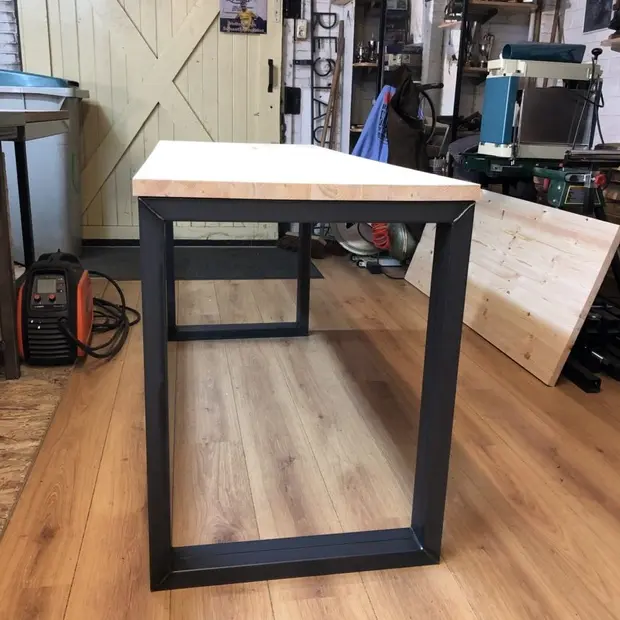 Dressing table