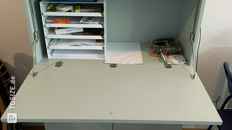 Schreibtischschrank aus leichtem Pappelsperrholz von Erik