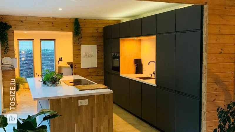 Modernisation de la cuisine avec du chêne, par Stijn