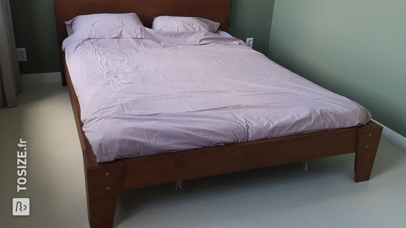 Bed frame made of plywood birch, by Margreet