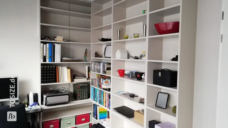 Bücherregal für das Arbeitszimmer mit vielen Büchern! Von Jac