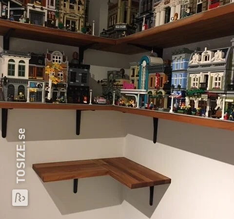 Corner shelves of Mahogany carpentry panels