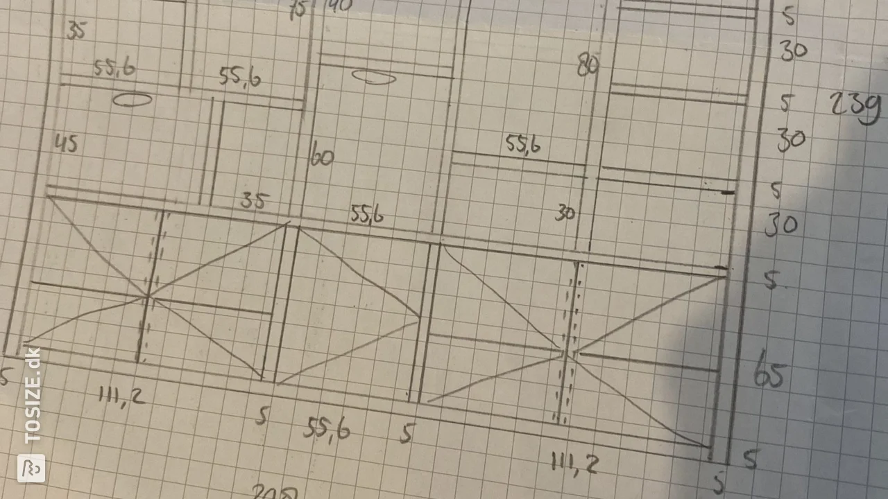 KLUS-4836_Maatwerk_vakkenkast-e1580482414114-scaled.jpg