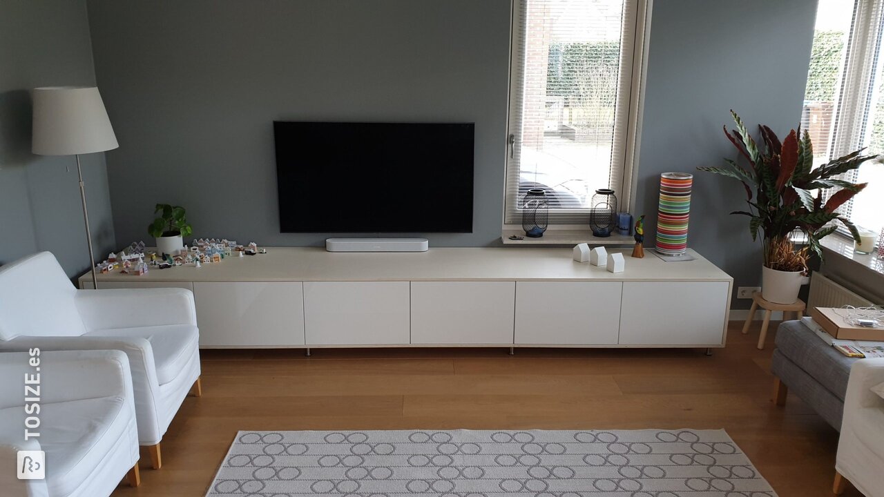 Mueble de IKEA BESTA, conversión de madera contrachapada - TOSIZE.es