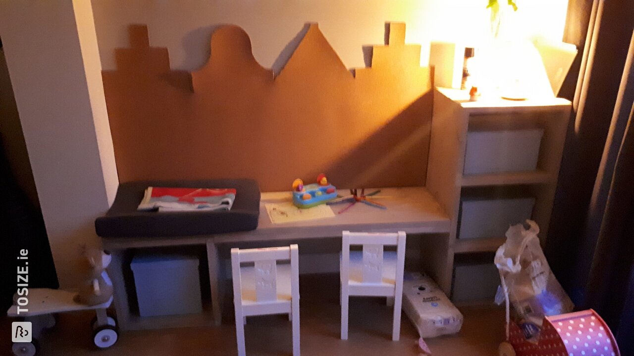 Large children&#39;s desk made of scaffolding wood, by Robert