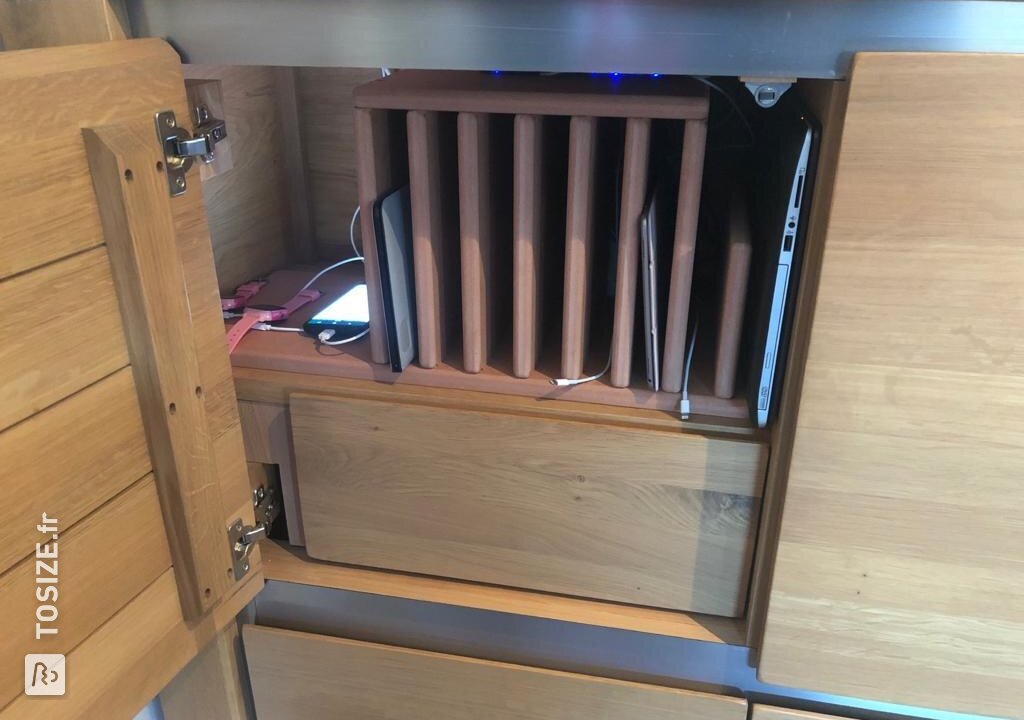 Créez votre propre station de charge pour tablette / ordinateur portable en MDF, par Jim