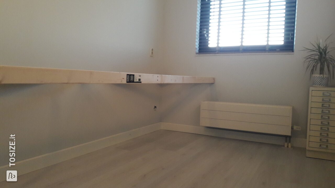 Scrivania galleggiante di Timmer Panel, di Sander