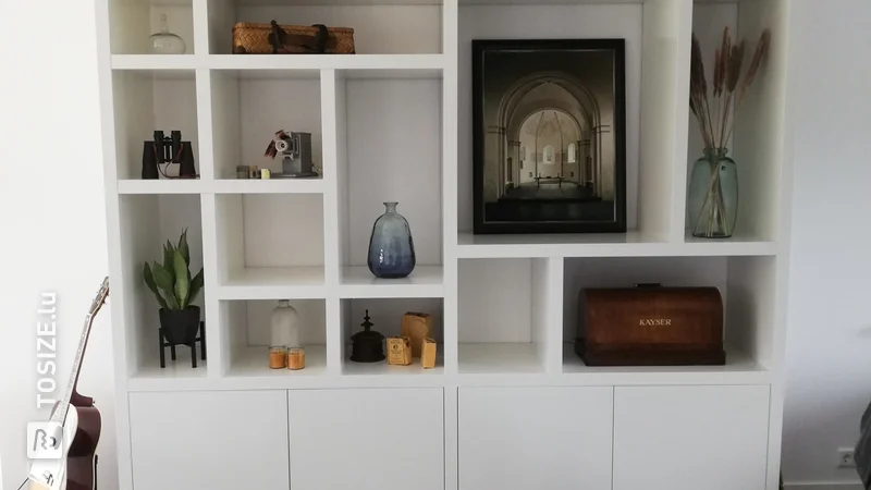 Armoire en MDF et meuble TV sur mesure; de vrais gagnants de l'espace! Par Gionne