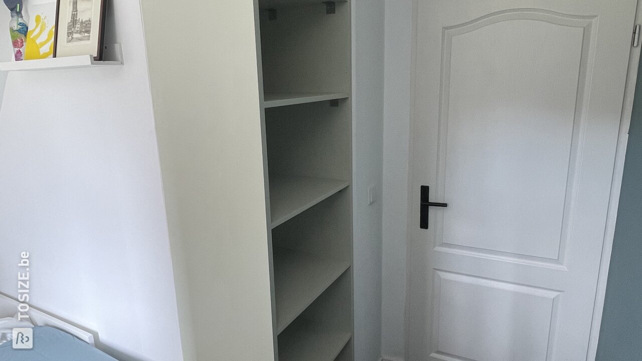Making your own dense storage cupboard for extra storage space, by Paulien