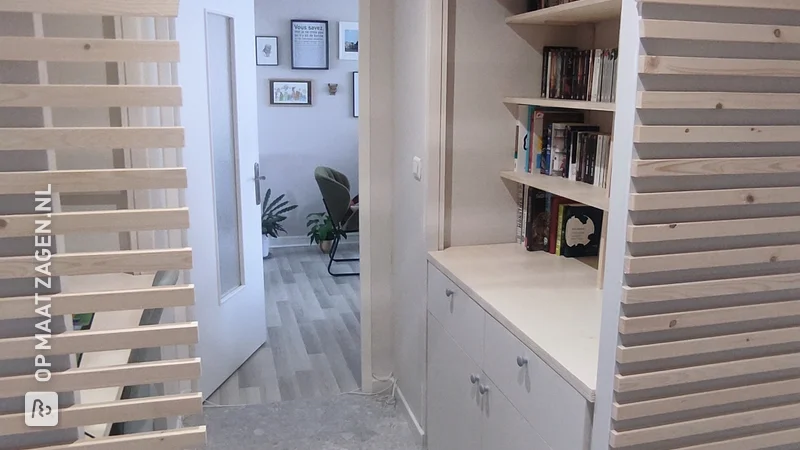 Additional storage space and custom-made desk, by Fanny