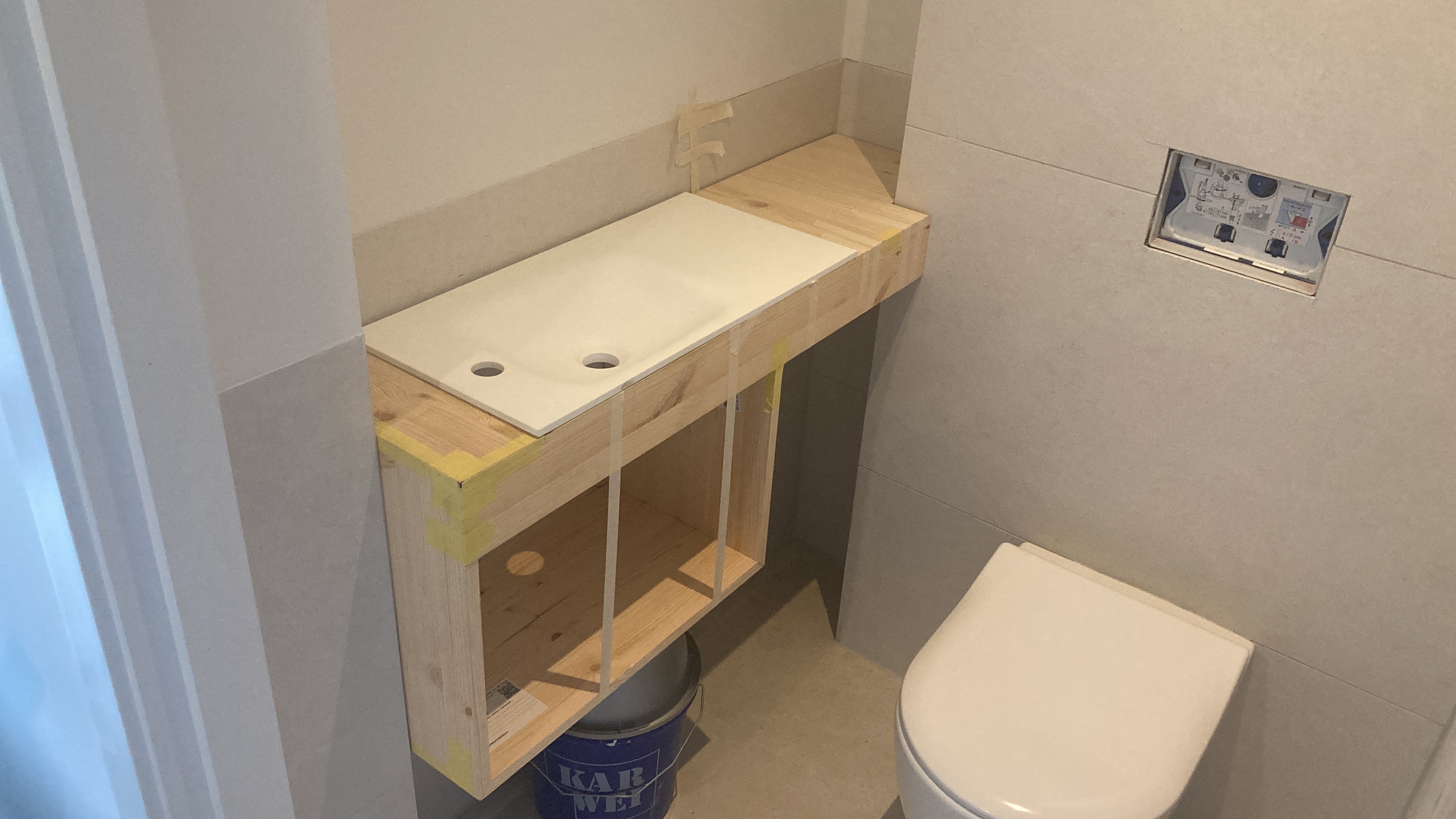 een prachtig WC meubel maat - OPMAATZAGEN.nl