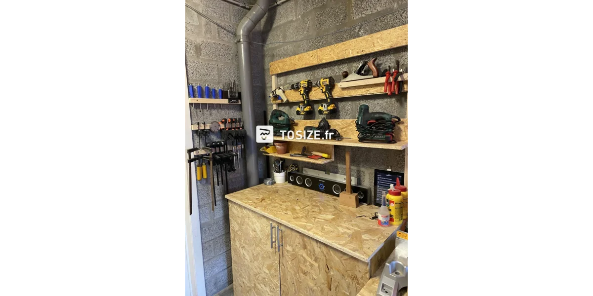 Tips to Create a Simple Garage Workshop  Rangement garage, Astuce rangement,  Etagere rangement garage