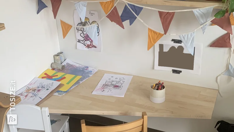 Realizzazione di una scrivania per bambini con pannello di carpenteria in frassino 26 mm, di Stefan