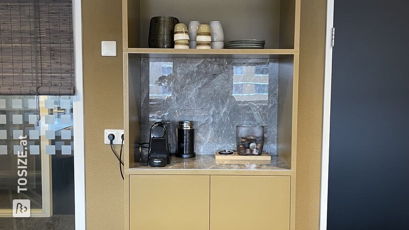 Dekorativer Schrank mit Kaffee-Nische, by Interior Studio Airé