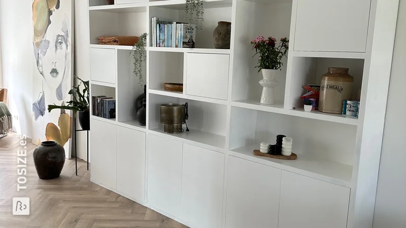 A large TOSIZE Furniture custom cabinet made of MDF, by Hidde