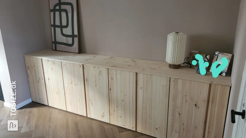 Pimping an Ikea Ivar cupboard with a custom pine carpentry panel, by Ruben