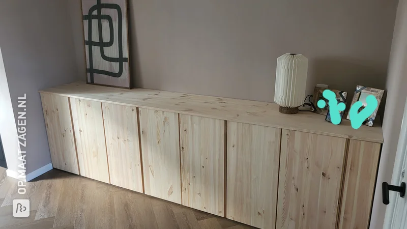 Pimping an Ikea Ivar cupboard with a custom pine carpentry panel, by Ruben