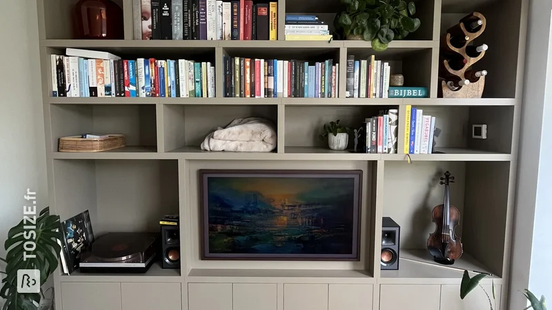 Une armoire et un meuble TV TOSIZE, par Rinske et Evert Jan